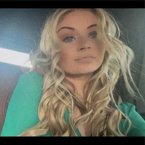 Meet your Posher, Taryn